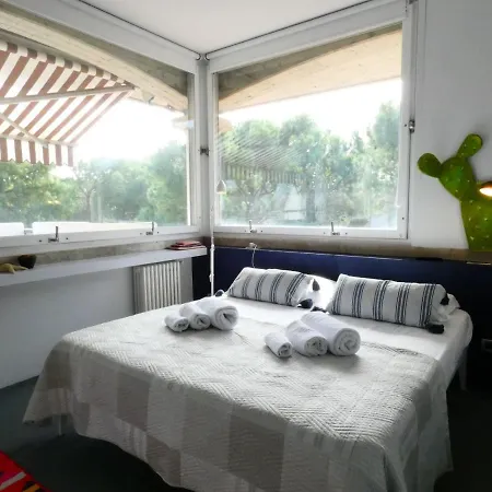 Penthouse Close The * סירמיונה